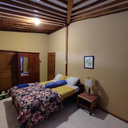 Sanggar Pantcha Indra Guest House Kemuning ภายนอก รูปภาพ