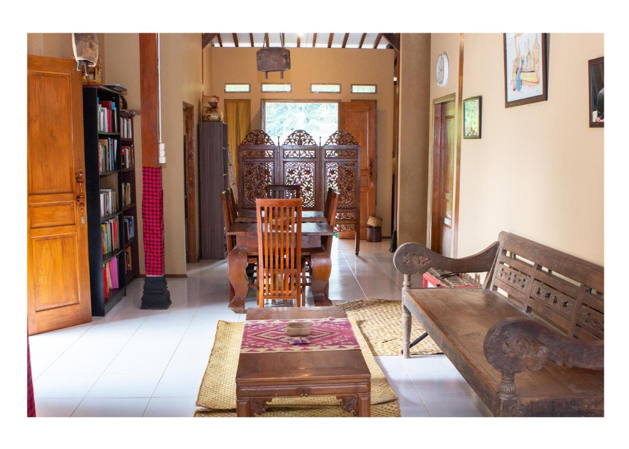 Sanggar Pantcha Indra Guest House Kemuning ภายนอก รูปภาพ