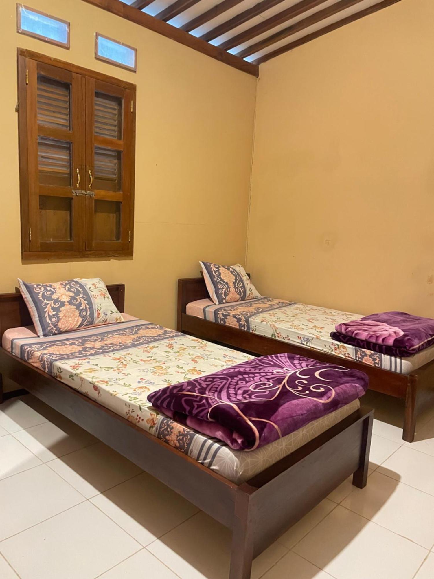 Sanggar Pantcha Indra Guest House Kemuning ภายนอก รูปภาพ
